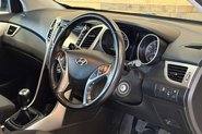 Hyundai i30 1.4 Blue Drive SE Nav Hatchback 5dr Petrol Manual Euro 6 (s/s) (100 ps) 9