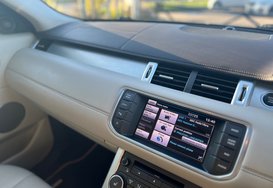 Land Rover Range Rover Evoque 2.2 SD4 PRESTIGE AUTO 23