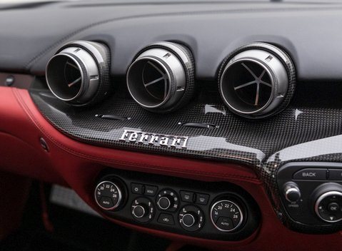 Ferrari F12 Berlinetta 16