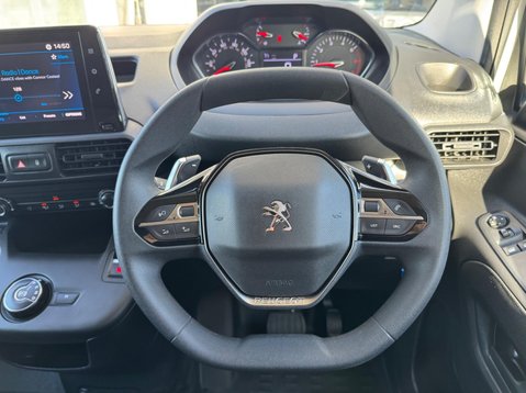 Peugeot Partner BLUEHDI PROFESSIONAL PREMIUM PLUS L1 28