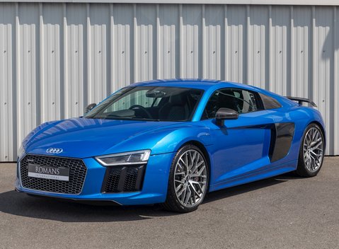 Audi R8 V10 Plus 6