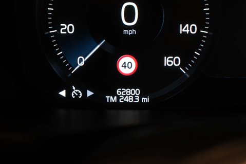 Volvo V60 2.0 V60 R-Design T6 Recharge AWD Auto 4WD 5dr 57