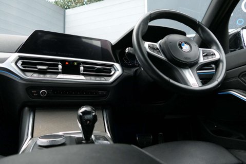 BMW 3 Series 2.0 330e 12kWh M Sport Pro Edition Saloon 4dr Petrol Plug-in Hybrid Auto xD 25