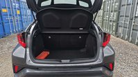 Toyota C-HR 1.8 VVT-h Dynamic SUV 5dr Petrol Hybrid CVT Euro 6 (s/s) (122 ps) 8