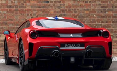Ferrari 488 Pista 3
