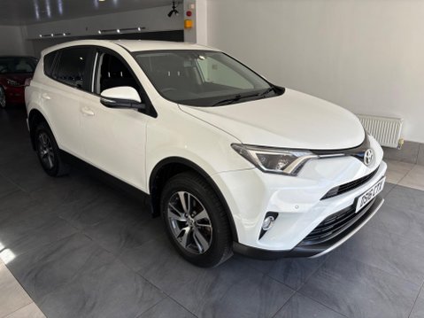Toyota Rav4 2.0 D-4D Business Edition Euro 6 (s/s) 5dr 1
