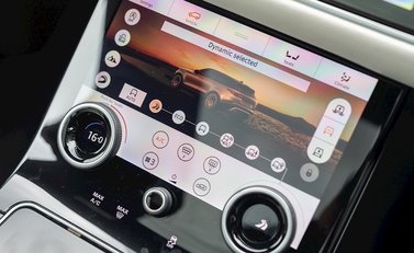 Land Rover Range Rover Velar D300 HSE First Edition 19