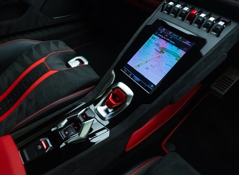 Lamborghini Huracan TECNICA 19