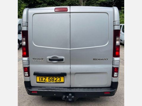 Renault Trafic 1.6 dCi ENERGY 29 Business+ Panel Van 5dr Diesel Manual LWB Standard Roof E 10