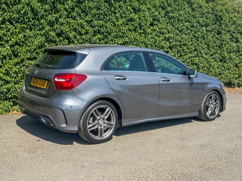 Mercedes-Benz A Class 2.1 A200d AMG Line (Premium) Hatchback 5dr Diesel Manual Euro 6 (s/s) (136 30