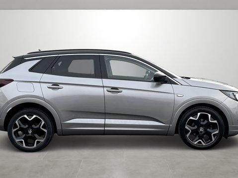 Vauxhall Grandland 1.2 Turbo Elite 5dr 9