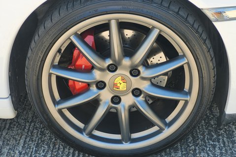 Porsche 911 CARRERA 2S 24
