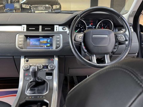 Land Rover Range Rover Evoque 2.0 Range Rover Evoque SE Tech TD4 4WD 5dr 9