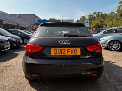 Audi A1 1.6 TDI Contrast Edition Hatchback 3dr Diesel Manual Euro 5 (s/s) (105 ps) 4