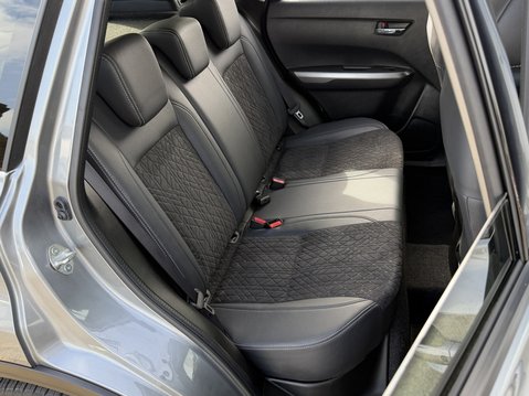 Suzuki Vitara 1.4 Boosterjet 48V Hybrid SZ5 5dr 38