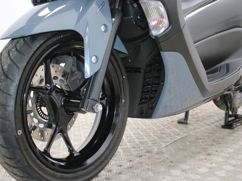 Yamaha Nmax 125 GPD125-A ABS 21