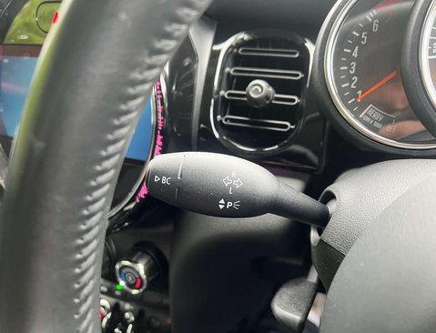 Mini Hatch 1.5 Cooper Classic 5dr 25