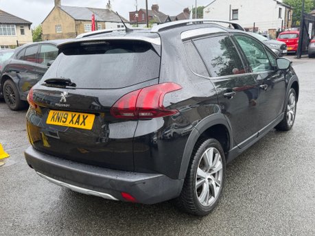 Peugeot 2008 BLUEHDI ALLURE 9