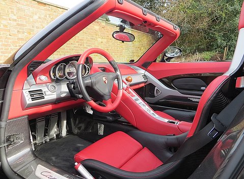 Porsche Carrera GT 9