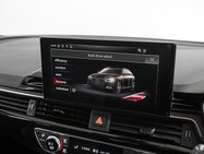 Audi A4 2.0 TFSI 40 Black Edition Estate 5dr Petrol S Tronic Euro 6 (s/s) (204 ps) 9