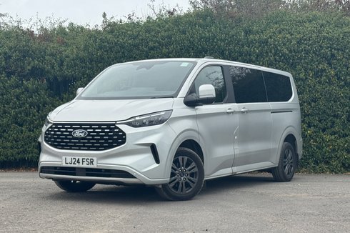 Ford Tourneo Custom Titanium Luxe | 9 Seat | Auto | L2 LWB | Euro 6 | £32491 + VAT