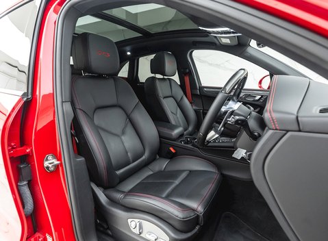 Porsche Macan GTS 10