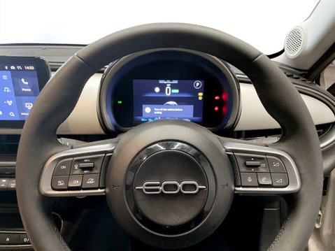 Fiat 600e 54kWh La Prima SUV 5dr Electric Auto (156 ps) Sat Nav 13