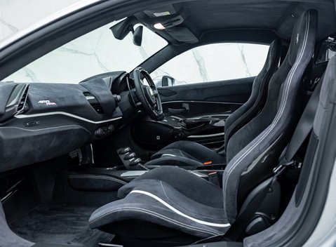 Ferrari 488 Pista 18