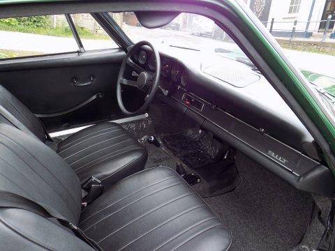 Porsche 911 T 2.2 LWB - LHD COUPE 23