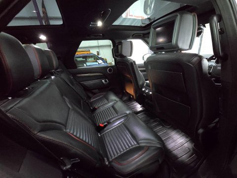 Land Rover Discovery TD6 HSE LUXURY 22