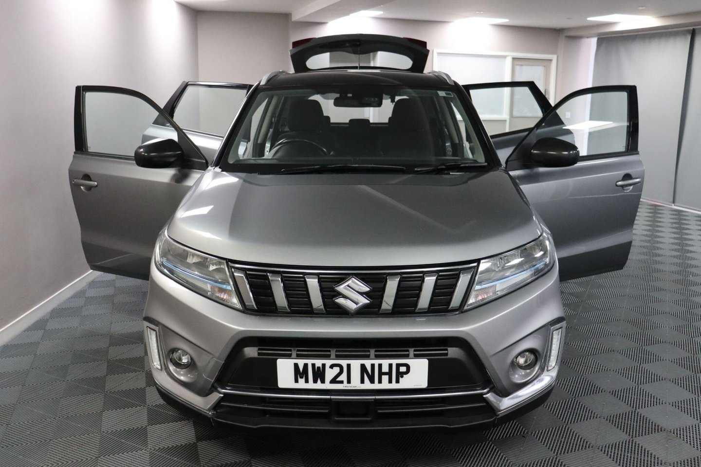 2021 Suzuki Vitara — image 6