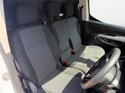 Toyota Proace City 1.5 BlueHDi Design Short Panel Van Auto SWB Euro 6 (s/s) 5dr 9