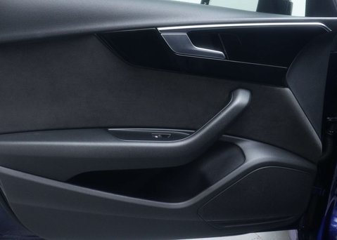 Audi A4 2.0 A4 Black Edition 35 TFSI Semi-Auto 4dr 53