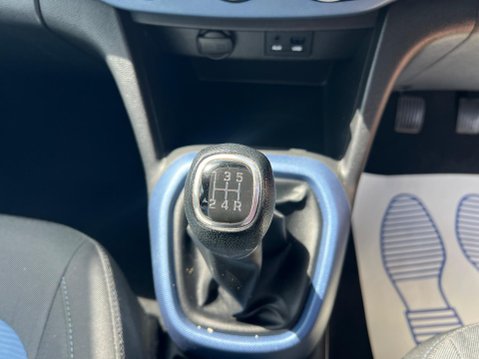 Hyundai i10 1.0 Blue Drive SE Euro 6 (s/s) 5dr 33