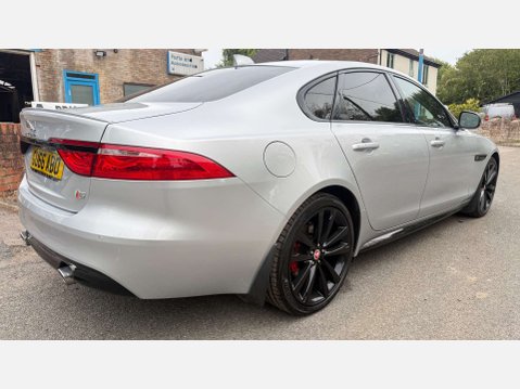 Jaguar XF 3.0 XF V6 S D Auto 4dr 17