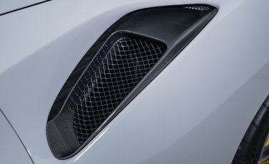 Ferrari 488 Pista Spider 45