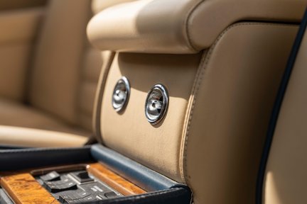 Bentley Continental R 32