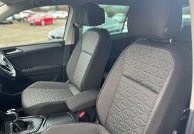 Volkswagen Tiguan LIFE 1.5 TSI DSG AUTOMATIC 25