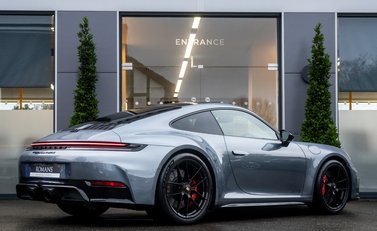 Porsche 911 Carrera 4 GTS (992.2) 4