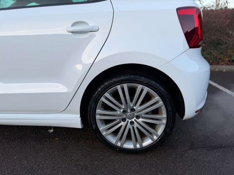 Volkswagen Polo 1.4 Polo BlueGT 5dr 25
