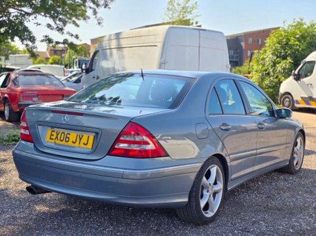 Mercedes-Benz C Class 1.8 C180 Kompressor Avantgarde SE Saloon 4dr Petrol Automatic (193 g/km, 14 9