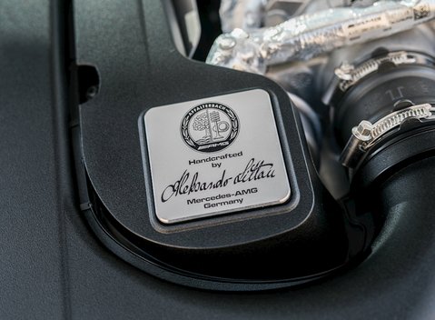 Mercedes-Benz C Class C63 Estate 16