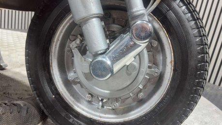 Piaggio Vespa PX 1984 GREAT RUNNING CLASSIC 2 STROKE SCOOTER 125CC LEARNER 10