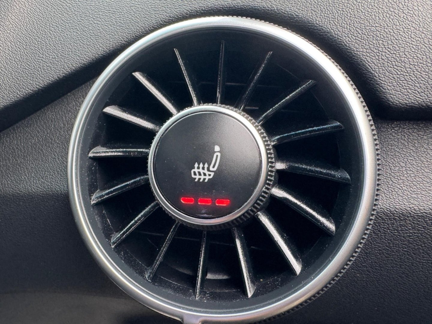 2017 Audi TT — image 24