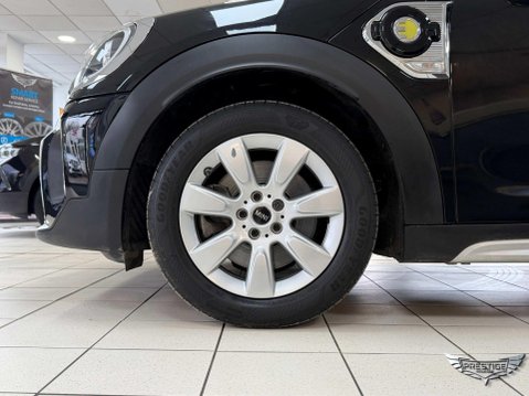 Mini Countryman 1.5 10kWh Cooper SE Classic Auto ALL4 Euro 6 (s/s) 5dr 61
