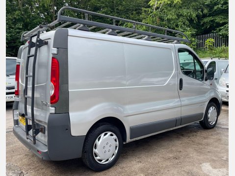 Renault Trafic 2.0 TD dCi SL27 Panel Van 4dr Diesel Manual L1 H1 (214 g/km, 90 bhp) 9