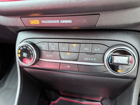 Ford Fiesta 1.0 ST-LINE X 18
