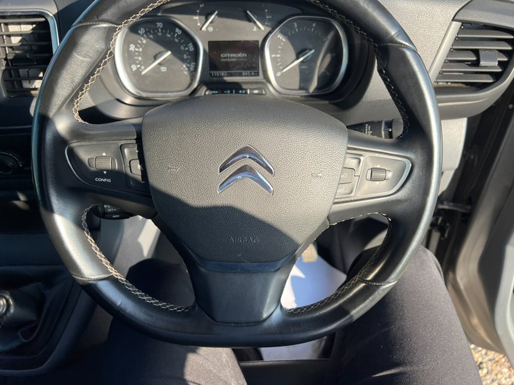2021 Citroen DispatchXLWB L3H1 Driver 1400 Air Con Alloys Nav Sensors EURO 6 NO VAT — thumbnail 33 of 51