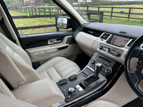 Land Rover Range Rover Sport 3.0 TD V6 HSE CommandShift 4WD Euro 5 5dr 56