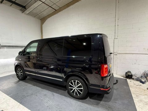 Volkswagen Caravelle 2.0 Caravelle Executive TDI BlueMotion Technology Semi-Auto 5dr 27